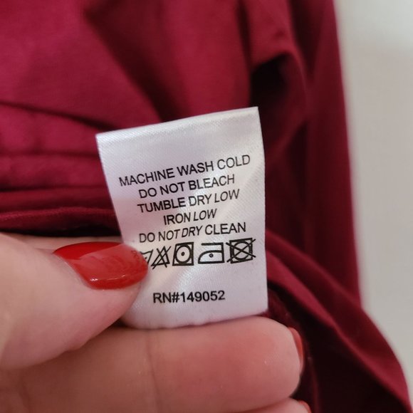 Fashion Nova Melanie Long Sleeve Mock Neck Crop Top Wine Size M - Picture 5 of 7